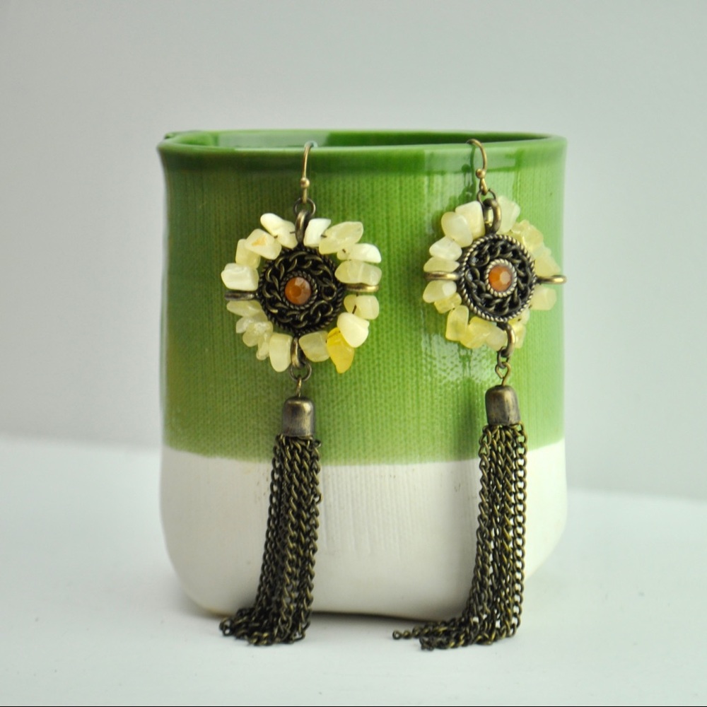 4/$15 vintage dangle earrings